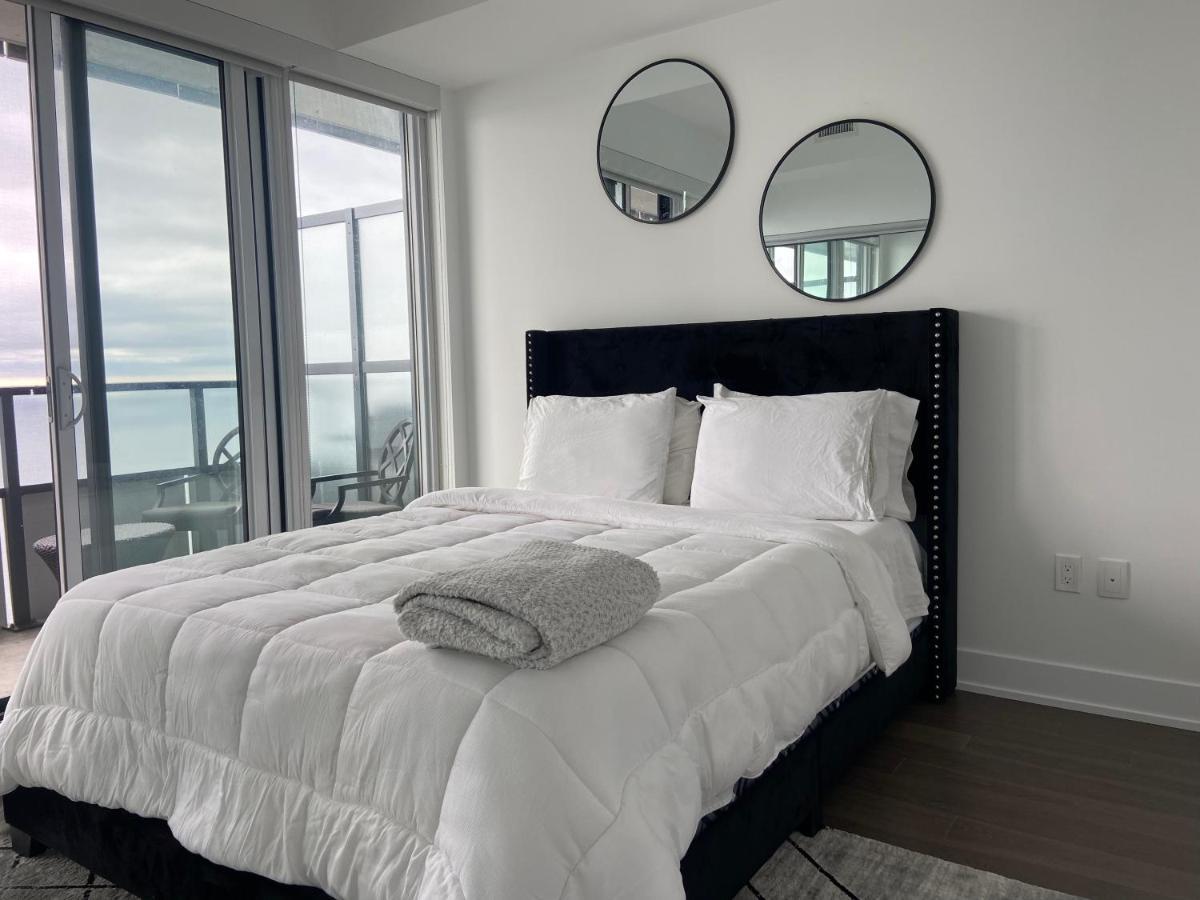 1 Bedroom Waterfront Condo Toronto Dış mekan fotoğraf