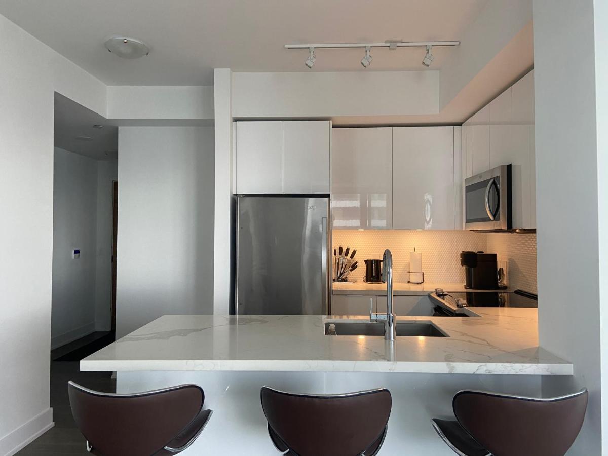 1 Bedroom Waterfront Condo Toronto Dış mekan fotoğraf
